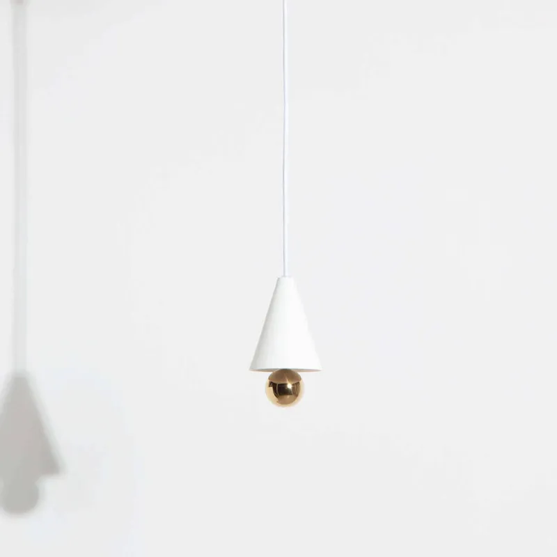 Darmowy zwrot Petite Friture Lampa wisząca Cherry biała rozm. XS