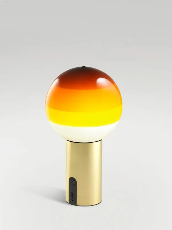 Bestseller Marset Lampa stołowa Dipping wys. 22,2 cm bursztynowo-mosiężna bezprzewodowa