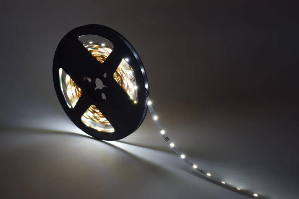Oferta limitowana Taśma LED 300 SMD 2835 12V 4,8W 6000K 5mm IP20 1m 05TS12GW53028BZ008 - Gerled