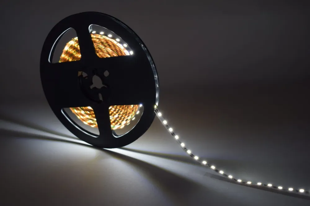 Tylko dziś Taśma LED 600 SMD 2835 12V 9,6W 6000K 5mm NANO 1m 05TS12GN56028BZ008 - Gerled