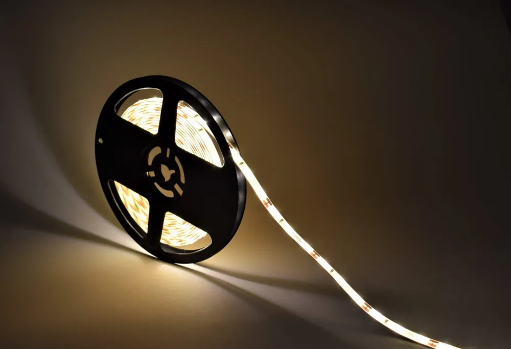 Łatwy zwrot Taśma LED 300 SMD 2835 12V 4,8W 4000K 8mm IP65 1m 05TS12GZ03028BN008 - Gerled