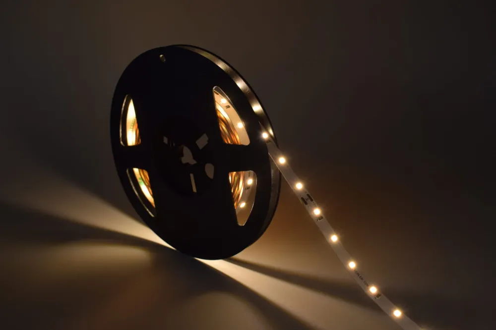 Taśma LED 300 SMD 2835 24V 4,8W 3000K 8mm IP20 1m 05TS24GW03028BC008 - Gerled Tylko dziś