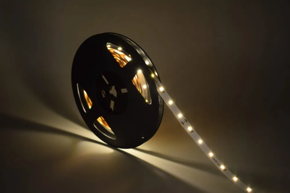 Taśma LED 300 SMD 2835 24V 4,8W 4000K 8mm NANO 1m 05TS24GN03028BN008 - Gerled Premium