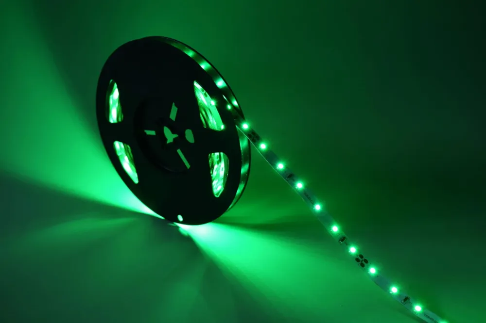 Łatwy zwrot Taśma LED 300 SMD 3528 24V 4,8W Zielony 8mm IP65 1m 05TS24GZ03035ZI0XX - Gerled