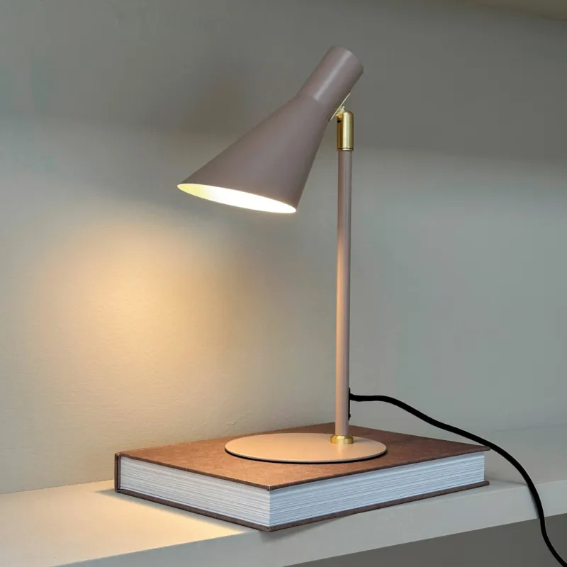 Beżowa lampa stołowa DL12 Mini z regulowanym kloszem Promocja